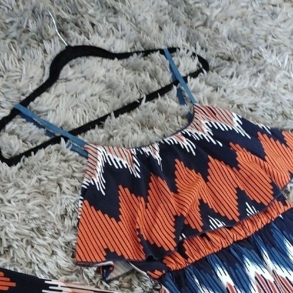 Chevron Patterned Maxi Dress - Picture 4 of 9